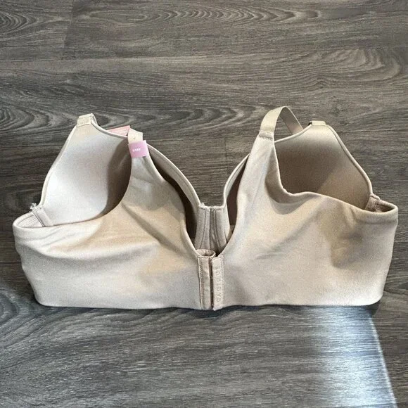 NEW Cacique Lightly Lined Balconette Bra 46DD Back Smoothing Satin Underwire - Picture 2 of 11